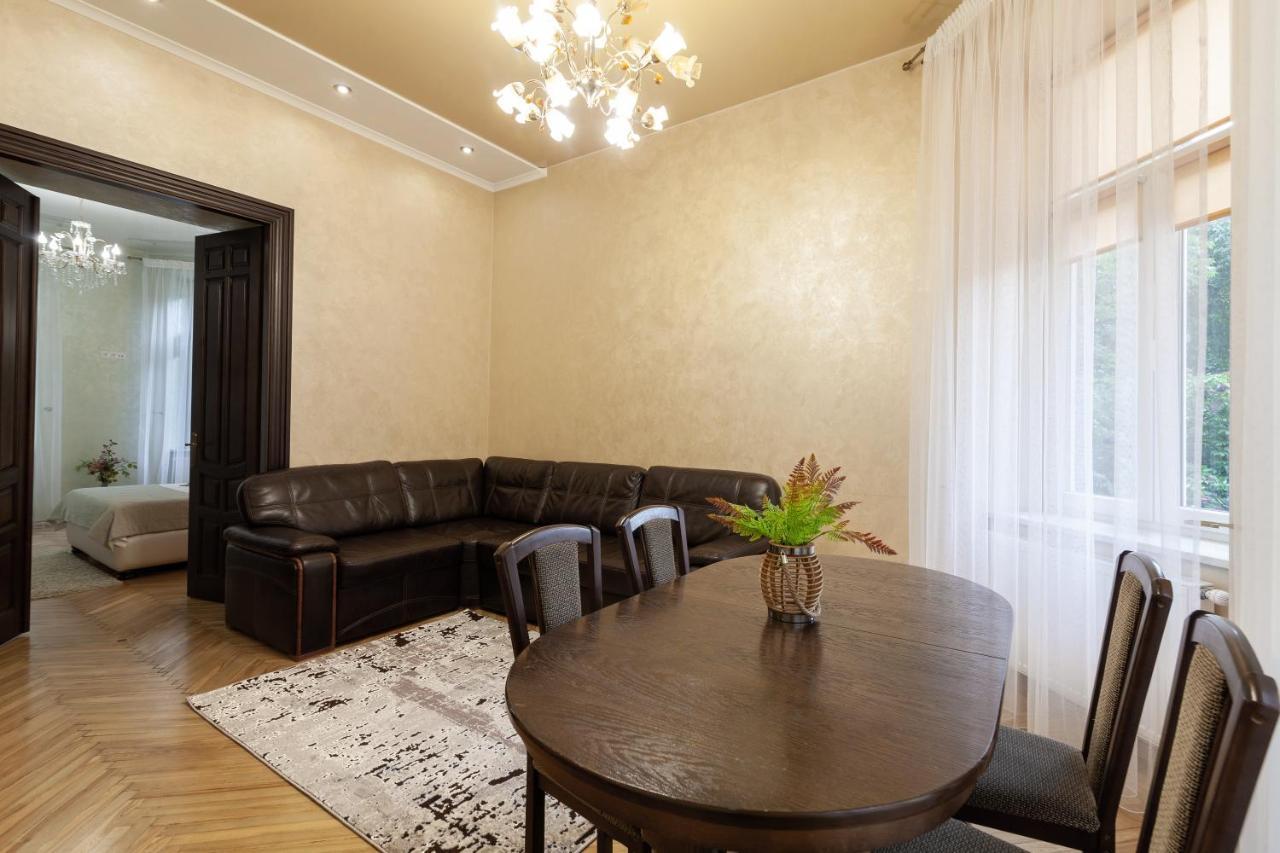 Alfa Apartments Levytskoho 利沃夫 外观 照片