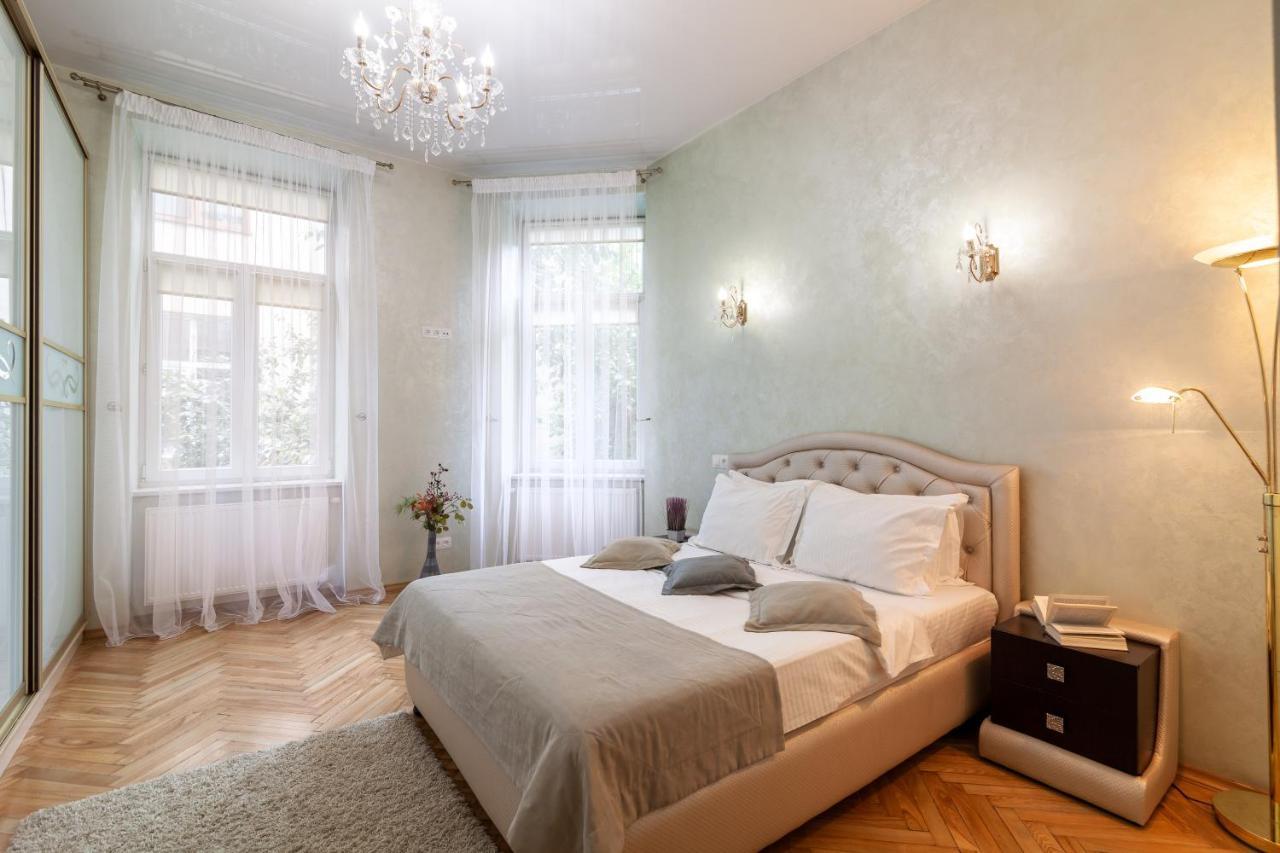Alfa Apartments Levytskoho 利沃夫 外观 照片